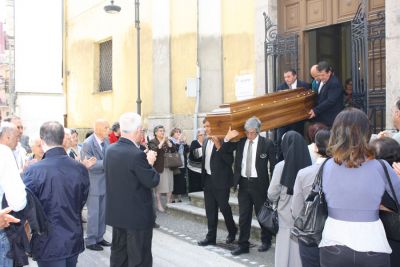 I funerali di suor Letizia